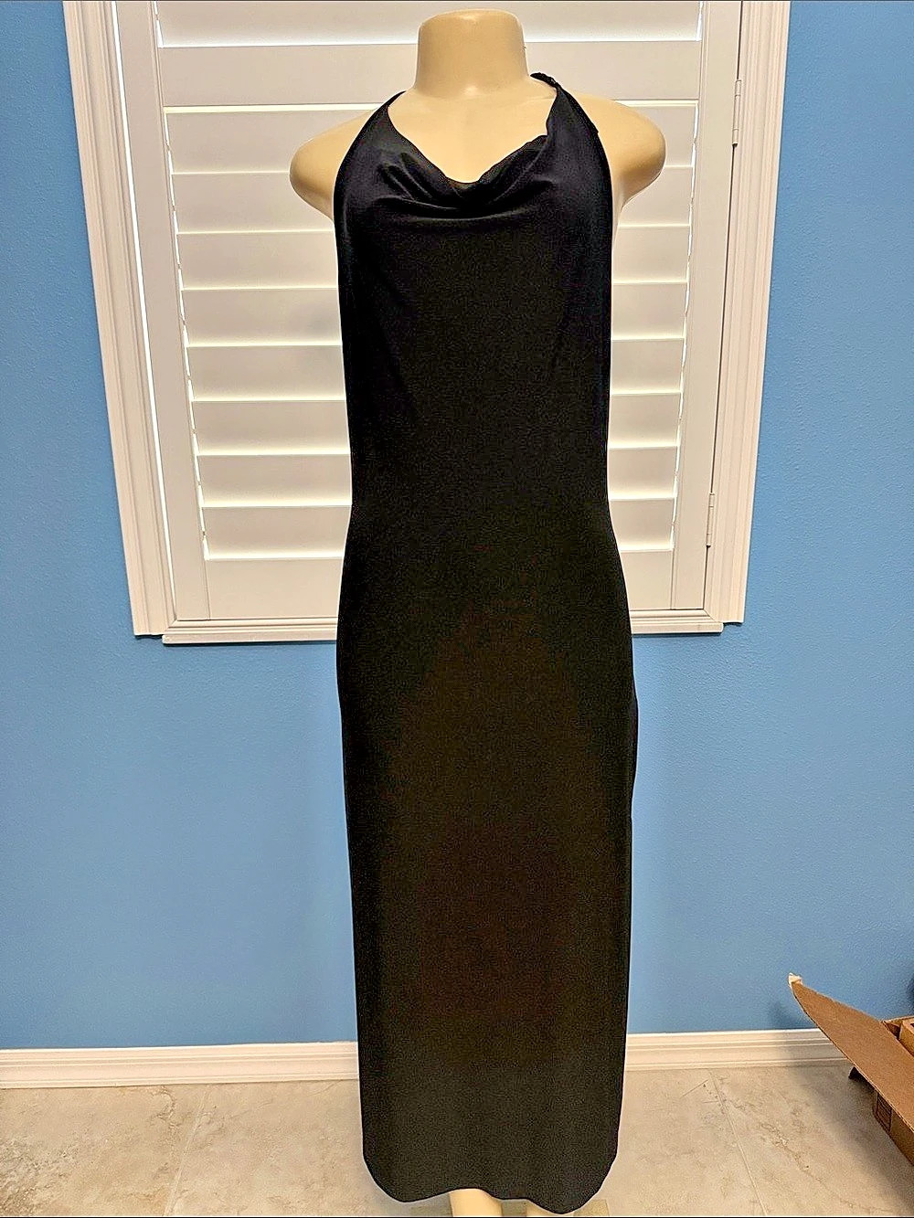 bebe Maxi Slip Dress in Black Size Large Like New